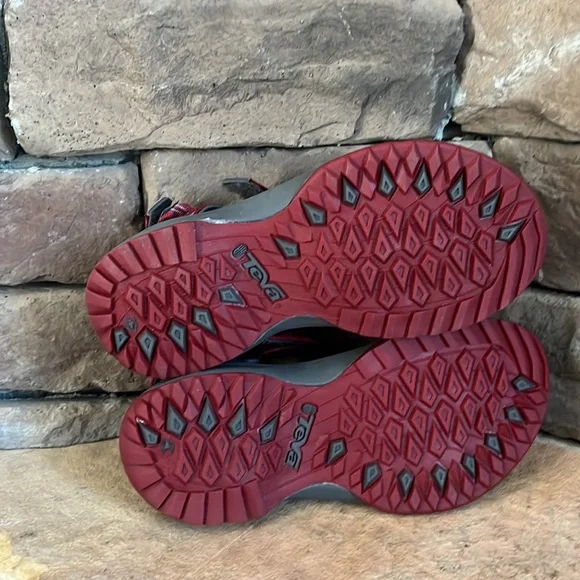 Teva Terra Fi Lite Sandals / Trueno Red / SZ 7 - Picture 5 of 6